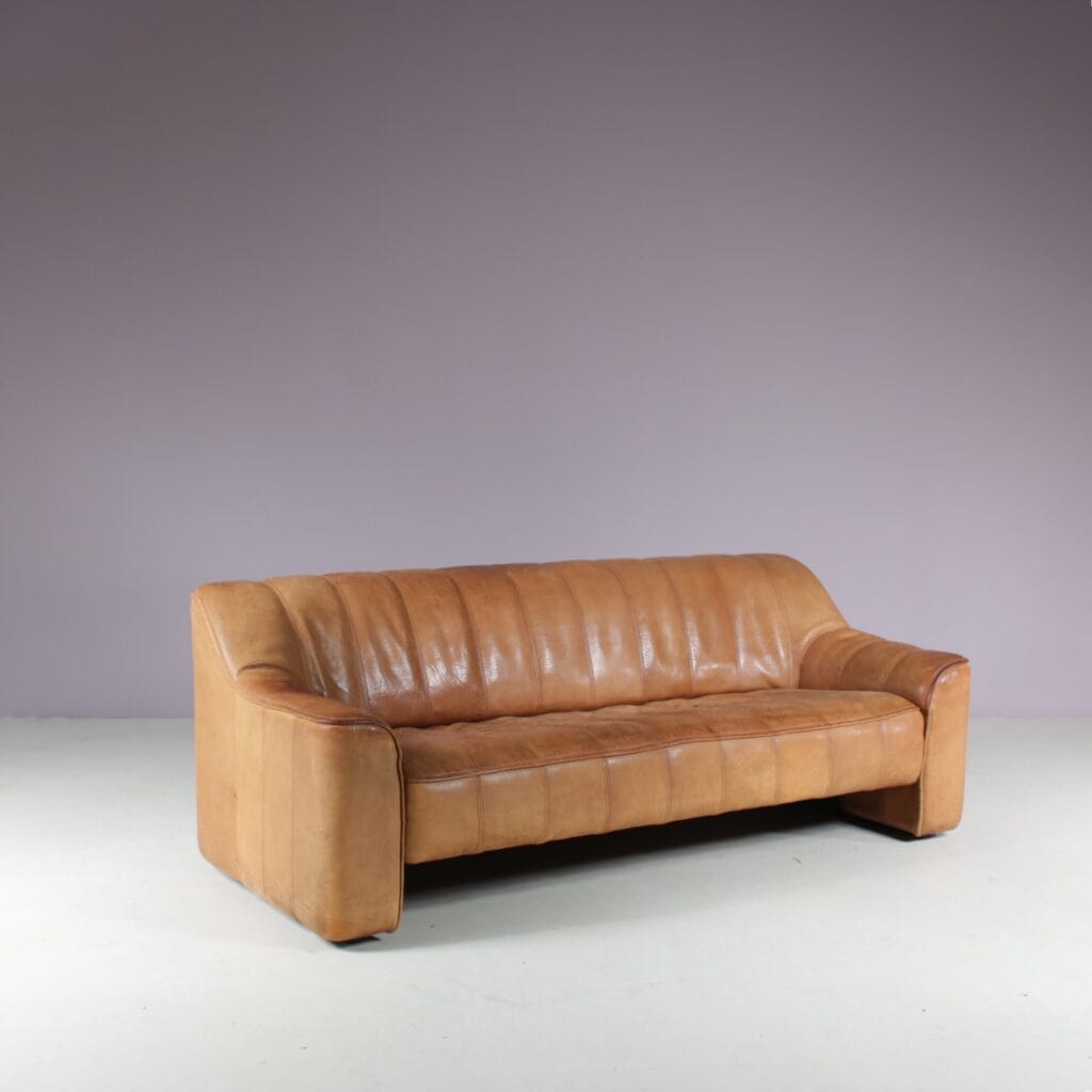 INC225 1970s Brown leather 3-seater sofa DS44 / De Sede, Switzerland