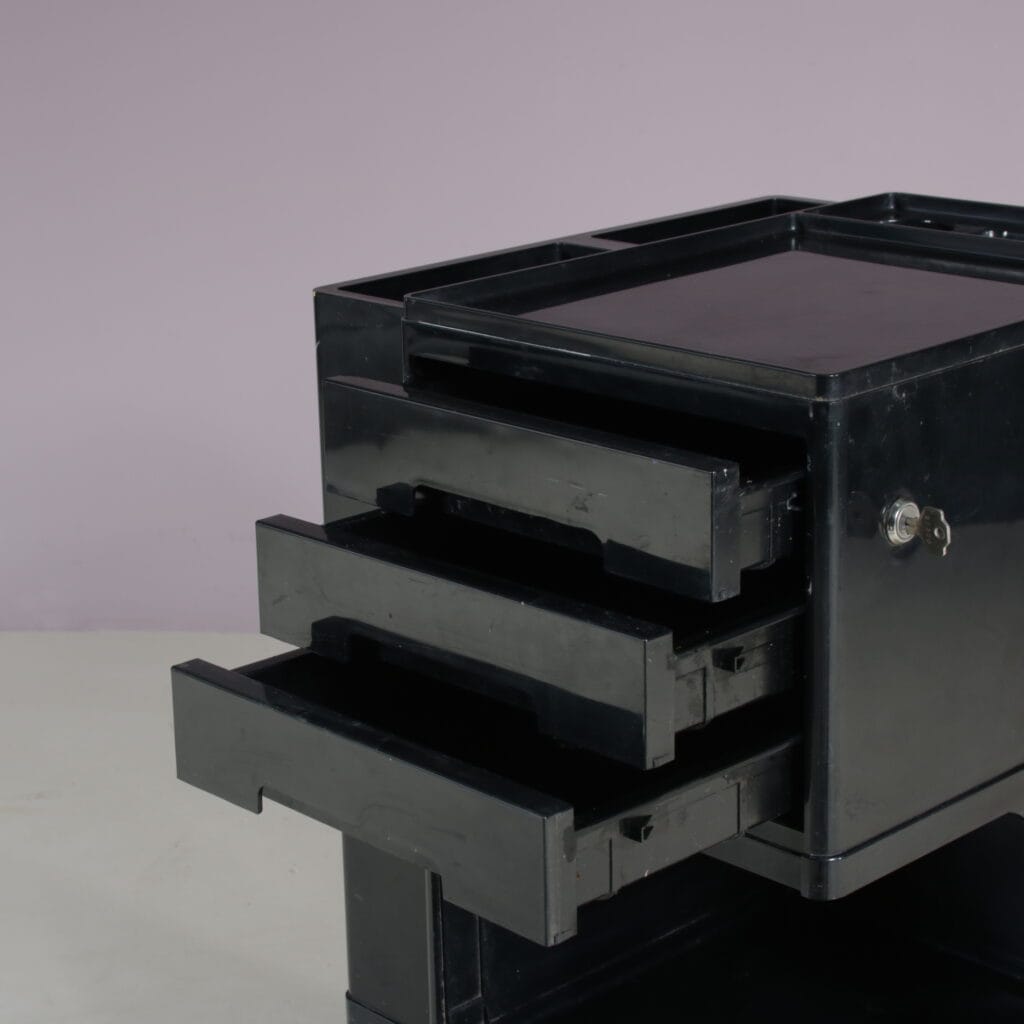 m28140 1970s Black plastic trolley Giovanni Pelis Stile Neolt, Italy