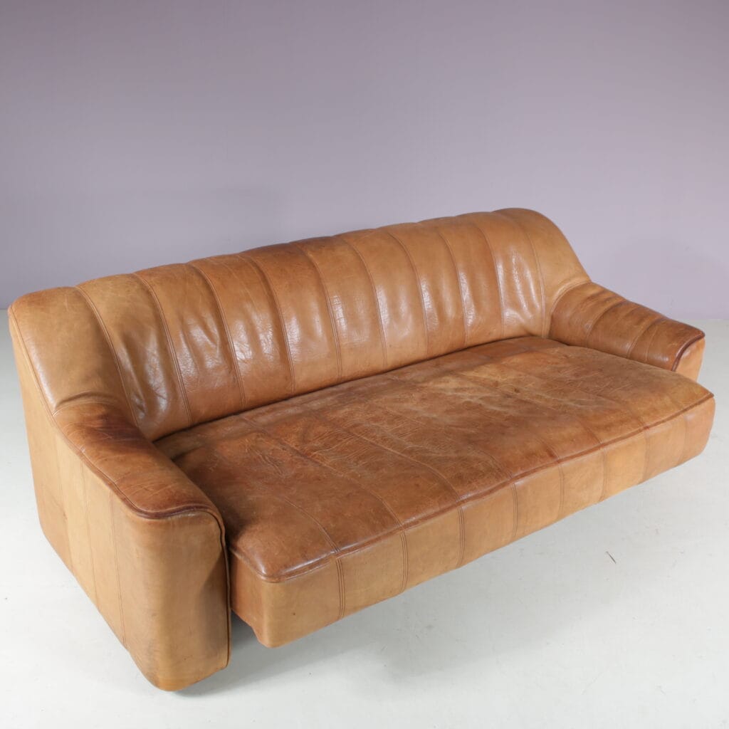 INC225 1970s Brown leather 3-seater sofa DS44 / De Sede, Switzerland
