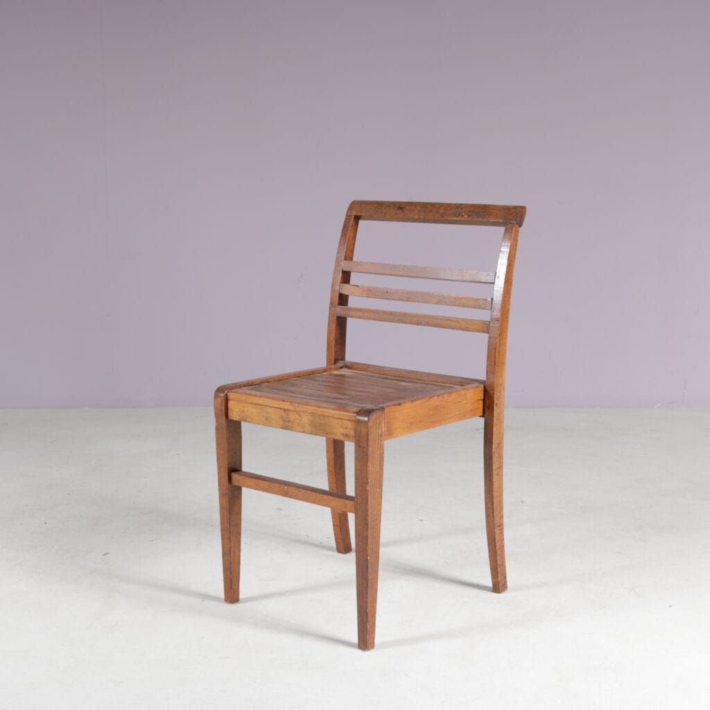 m28207 1950s Side chair in beech wood / René Gabriel / France