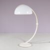 L5524 1970s Serpente floor lamp in white metal with plexiglass shade Elio Martinelli Martinelli, Italy