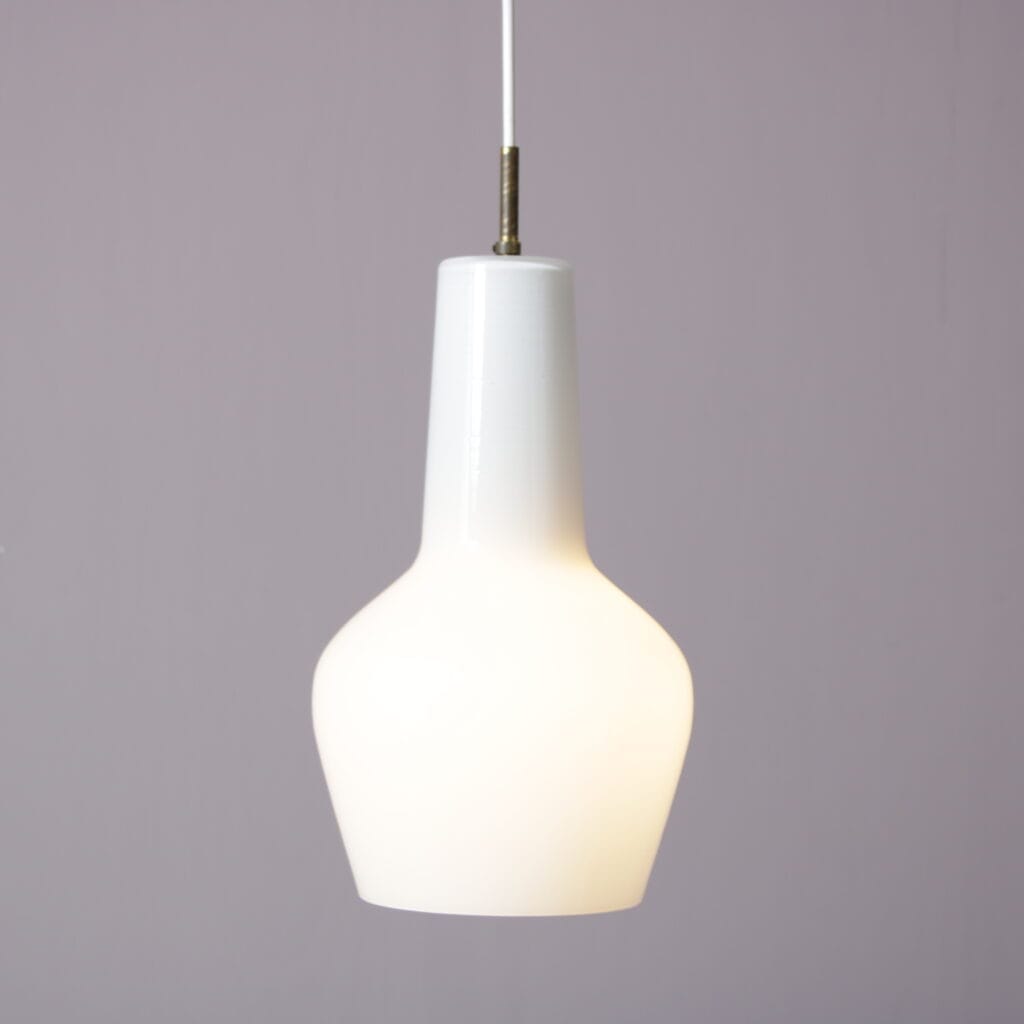 L5239 1950s White glass hanging lamp / Massimo Vignelli / Venini, Italy