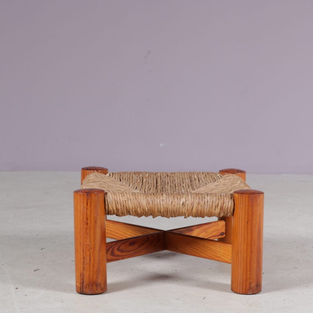m28212 1950s Low stool in pine wood with rush Wim den Boon, Netherlands
