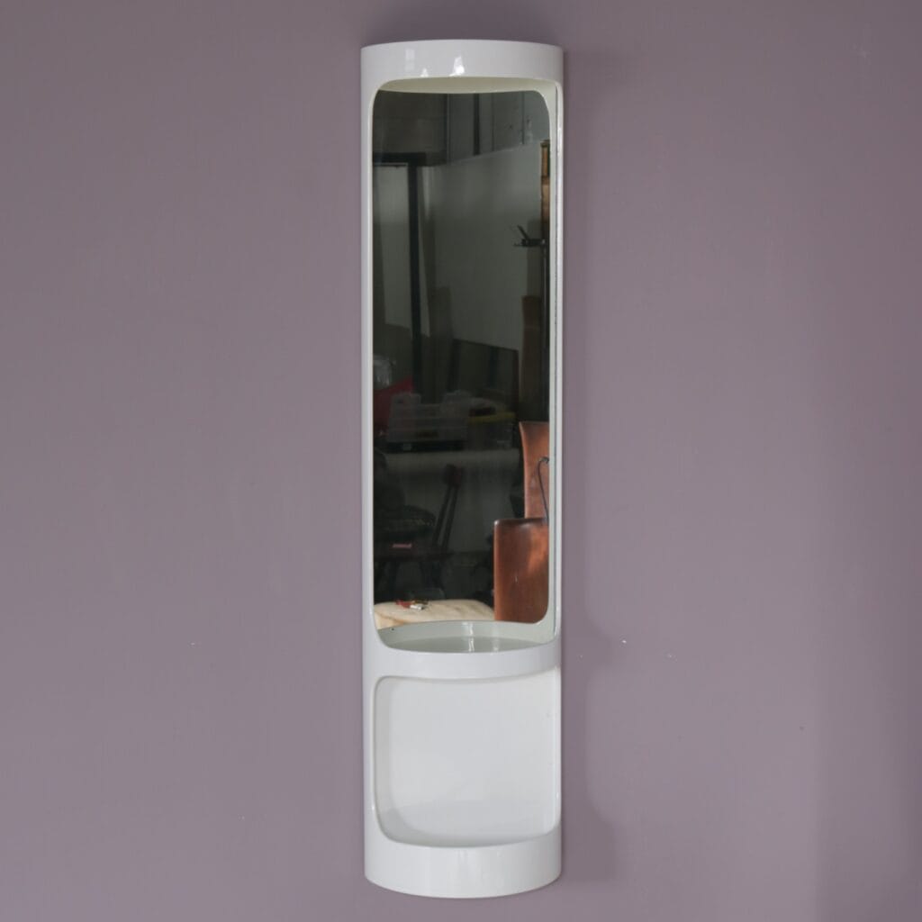 m28235 1970s Space Age mirror by Nebu, Netherlands