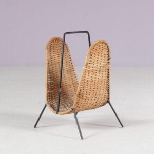 m28234 1950s Magazine rack in black metal with rattan rack attributed to Carl Auböck Illums Bolighus, Denmark