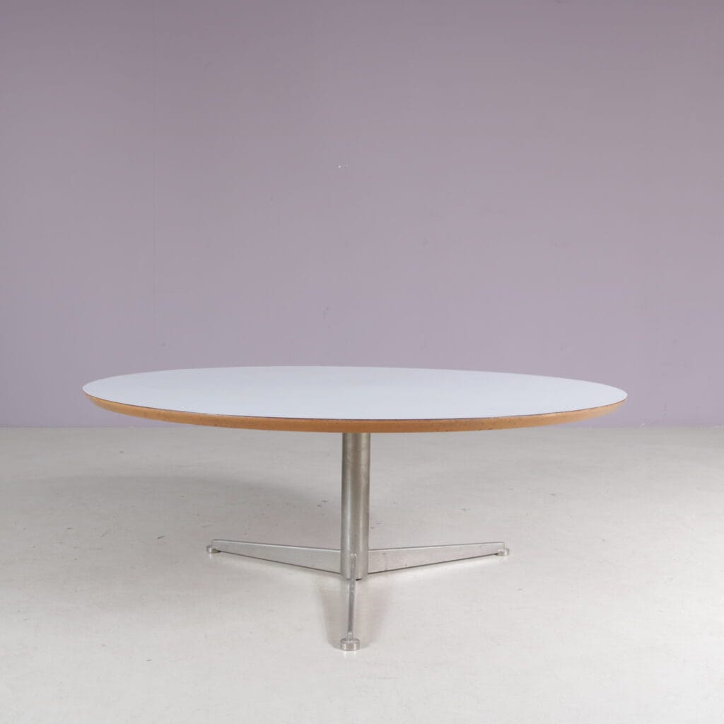 m28271 1960s Tripod coffee table from the Netherlands