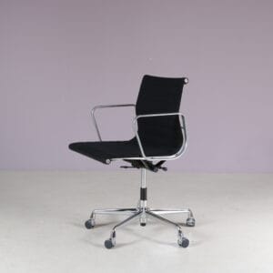 INC262-INC269 2000s EA118 Chair by Charles & Ray Eames for Vitra, Germany