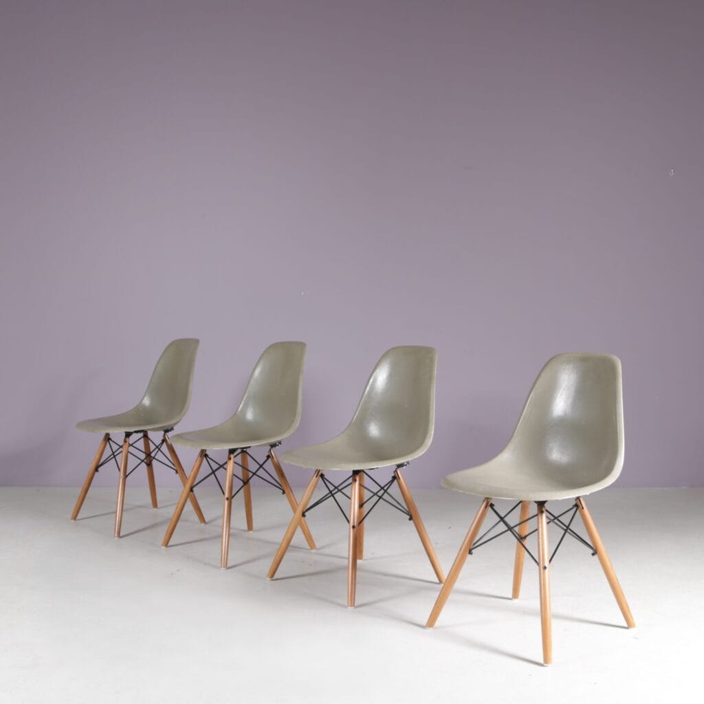 1960s Set of 4 dining chairs in "sea foam" green fiberglass / Charles & Ray Eames / Herman Miller, USA