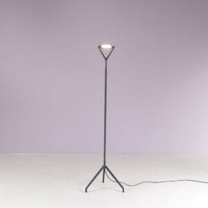 1980s Floor lamp model: Lola D15 Rizatto & Meda for Luceplan Italy